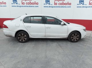 Faro antiniebla delantero skoda superb ii 21002434