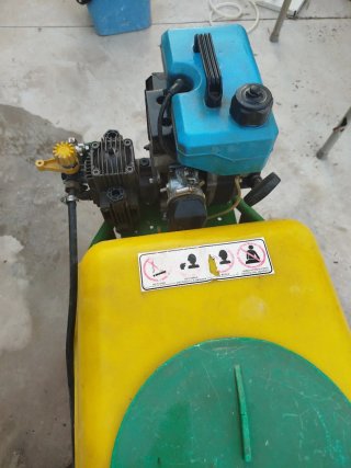 Carretilla fumigar Fitosa 100L motor