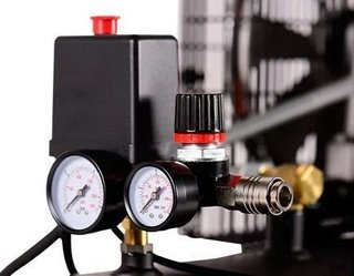 Compresor de Correas 200L 3.04 CV