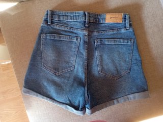 Vaqueros cortos Stradivarius Talla 38