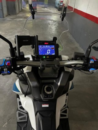 Moto Scooter 300 xdv Adventure
