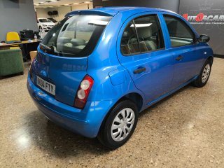 Nissan Micra AUTOMÁTICO