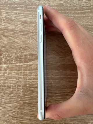 iPhone SE 2da Generación 64GB