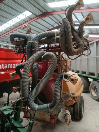 Atomizador nebulizado marca Hardi de 2000 litros