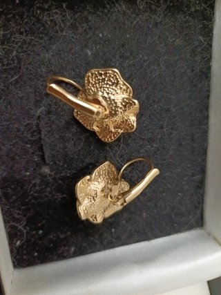 Pendientes Flor Dorados