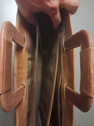 Cartera de piel para portátil