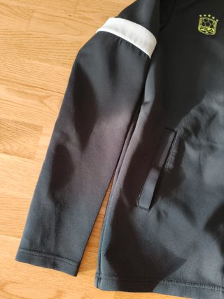 Chaqueta Fila con capucha