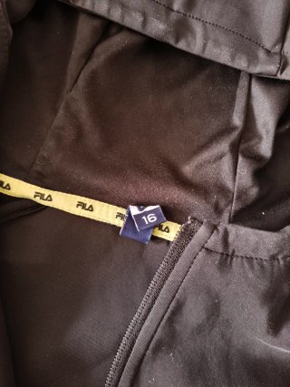 Chaqueta Fila con capucha