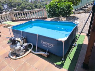 Piscina Bestway  con depuradora de arena.