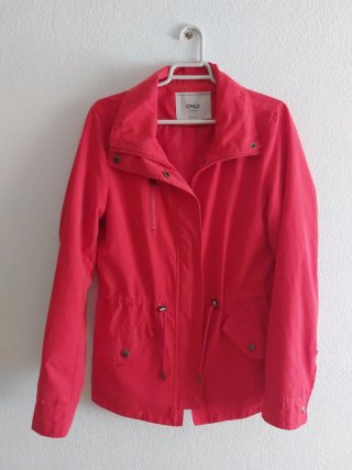 Chaqueta ONLY roja
