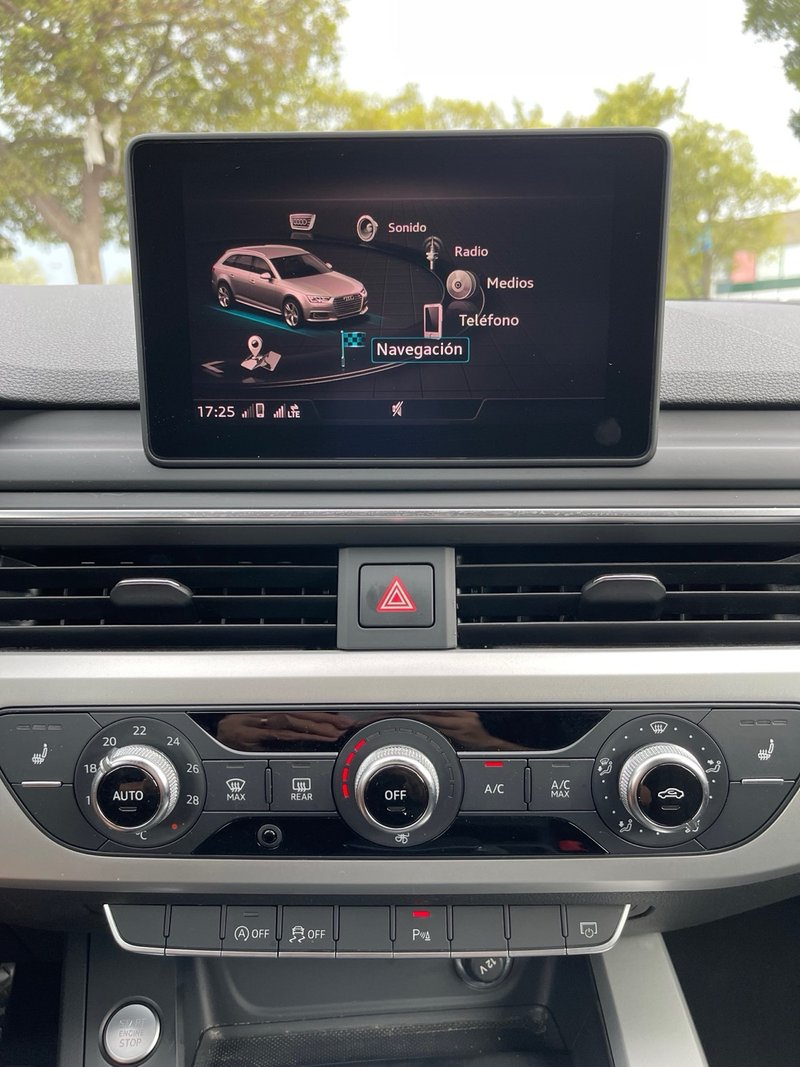 Audi A4 2019, foto 9