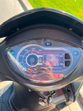 Moto SYM SR 125cc 2021 Negra