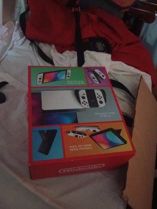 Caja Nintendo Switch OLED