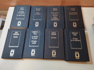 8 libros de literatura fantástica.
