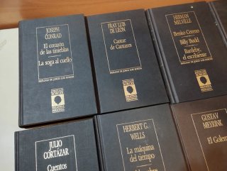 8 libros de literatura fantástica.