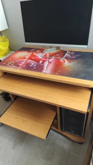 Escritorio de madera