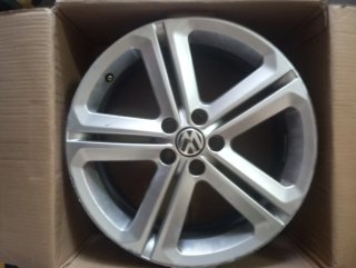 Llantas VW Polo R Line 5x110 17"