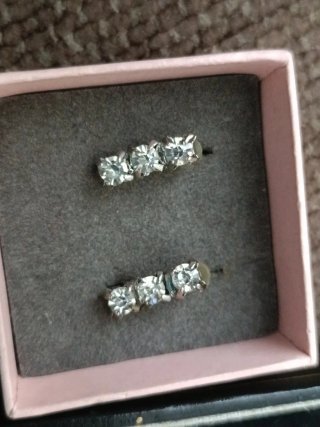 Pendientes de plata con tres piedras