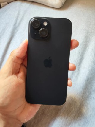 iPhone 15 128GB