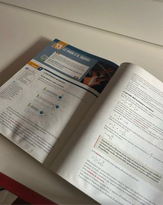 Libro di fisica per le superiori