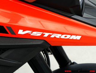 SUZUKI V-STROM 1050 XT