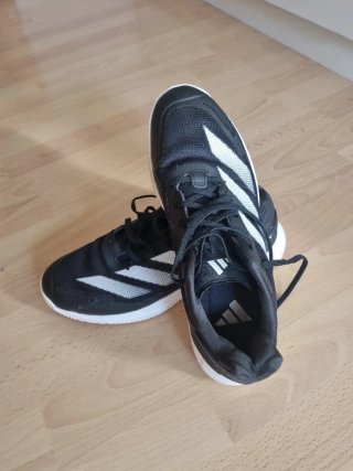 Zapatillas Adidas Tenis/Padel Negras Blancas