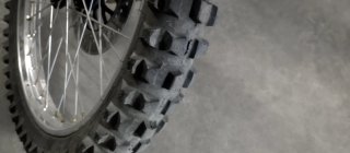 Moto 125 enduro con 8000 kilómetros