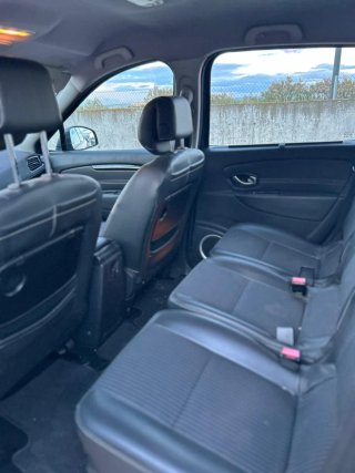 Renault Grand Scenic 2011