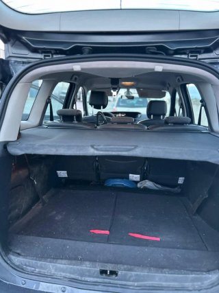 Renault Grand Scenic 2011