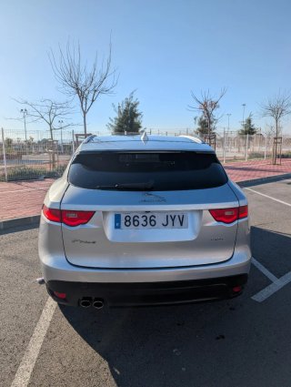 Jaguar F-Pace 2017