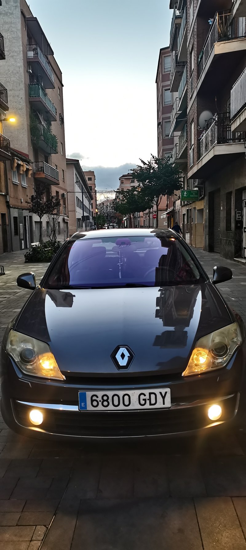 Renault Laguna 2009 - foto 1