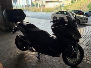 Honda Forza 750
