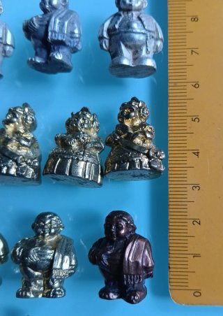 Lote de figuritas valencianas de plomo