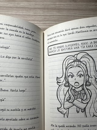 Diario de Nikki 1: Crónicas de una vida muy poc...