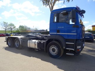 MAN TGA 26 400-CAMIONES GANCHO PORTACONTENEDOR