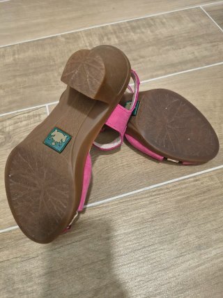 Sandalias El Naturalista rosas y beige