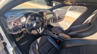 Mercedes-Benz GLA 220 CDI  con 1 año de garantí