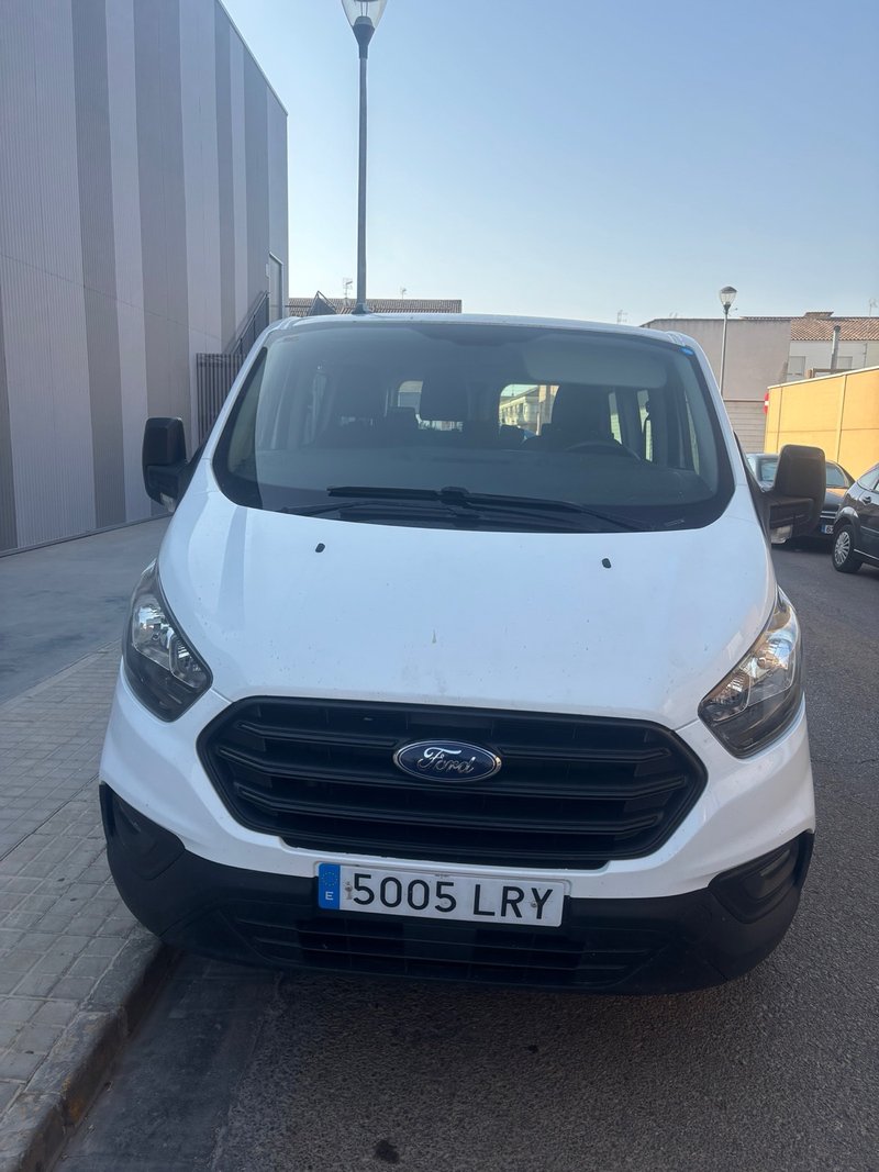 Ford Transit Custom 2021 - foto 1