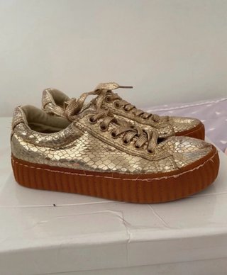 Zapatillas doradas plataforma doble suela