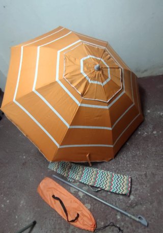 SOMBRILLA PLAYA 180 CM DE GRAN CALIDAD Y PERFECTO