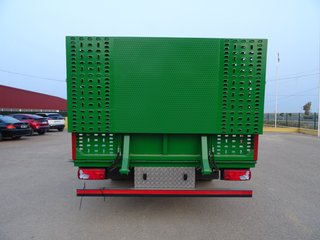 Scania P 320-CAMIONES PORTAMAQUINARIAS