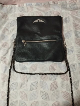 Bolso Negro Cadena y Adorno Alas