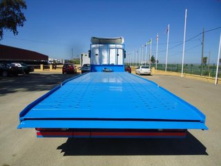 Scania R 420-CAMIONES PORTAMAQUINARIAS