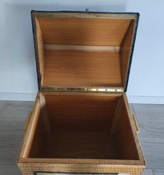 Baúl infantil mimbre y madera
