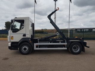 Volvo FE 320-CAMIONES GANCHOS PORTACONTENEDOR