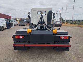 Volvo FE 320-CAMIONES GANCHOS PORTACONTENEDOR