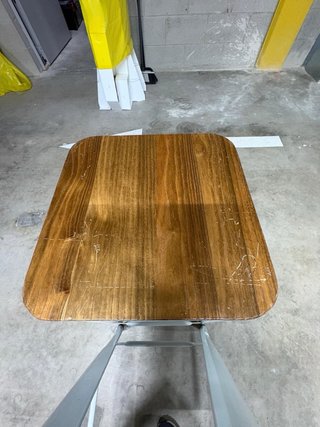 2 Taburetes Altos Metal Blanco y Madera
