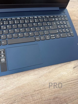 Portátil Lenovo IdeaPad Slim 3