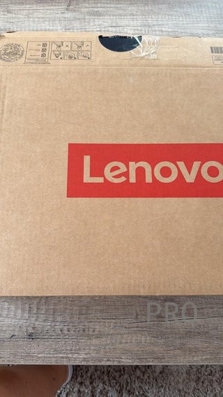 Portátil Lenovo IdeaPad Slim 3
