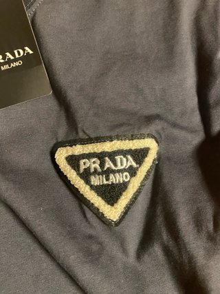 Camiseta Prada Gris